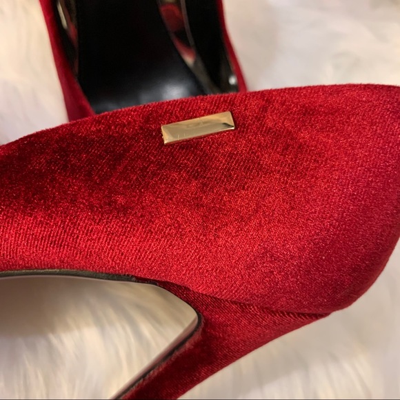 Ruby suade heels - Picture 5 of 7